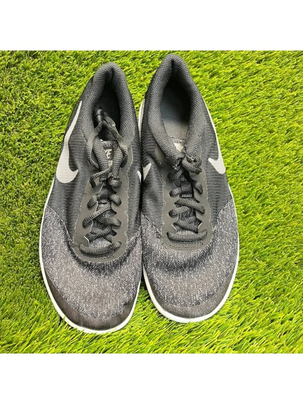 Nike Flex Contact Boys Size 6.5Y Black White Athletic Running Shoes Sneakers